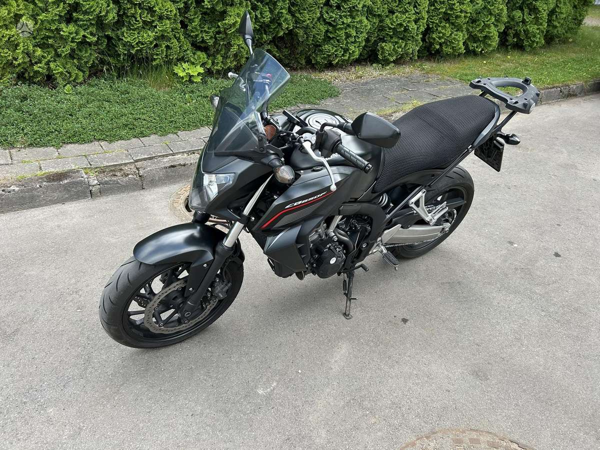 Honda CB 650cc, street / classic