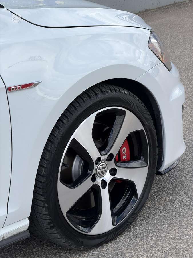 Volkswagen Golf, 2.0 l., Хэтчбек