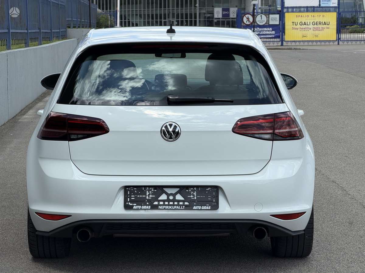Volkswagen Golf, 2.0 l., Хэтчбек