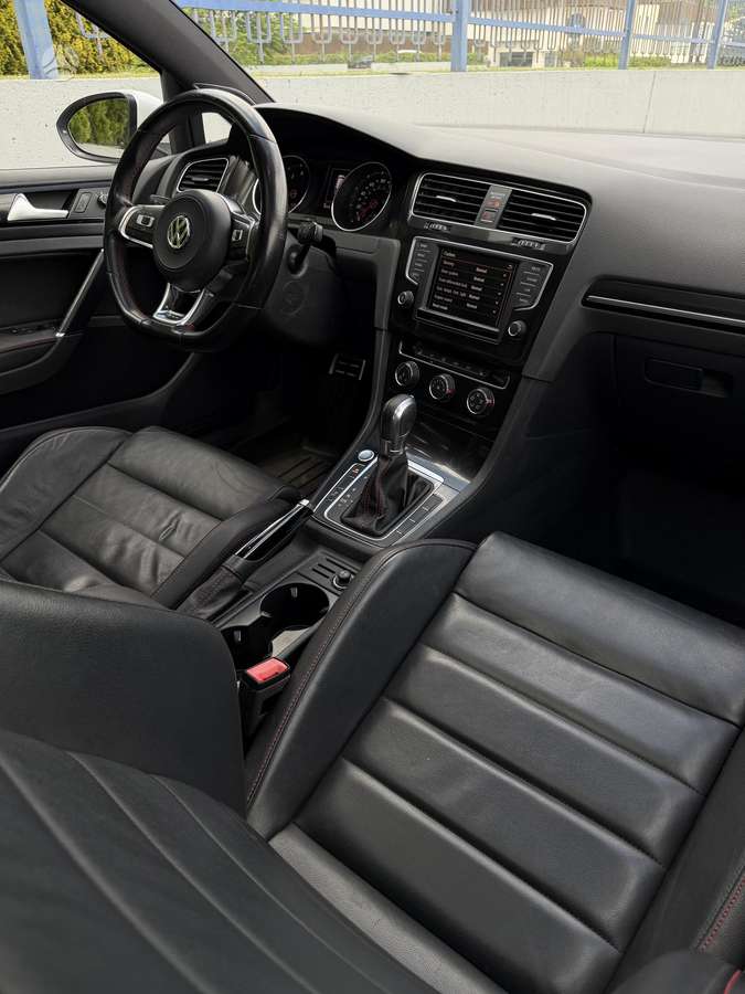 Volkswagen Golf, 2.0 l., Хэтчбек