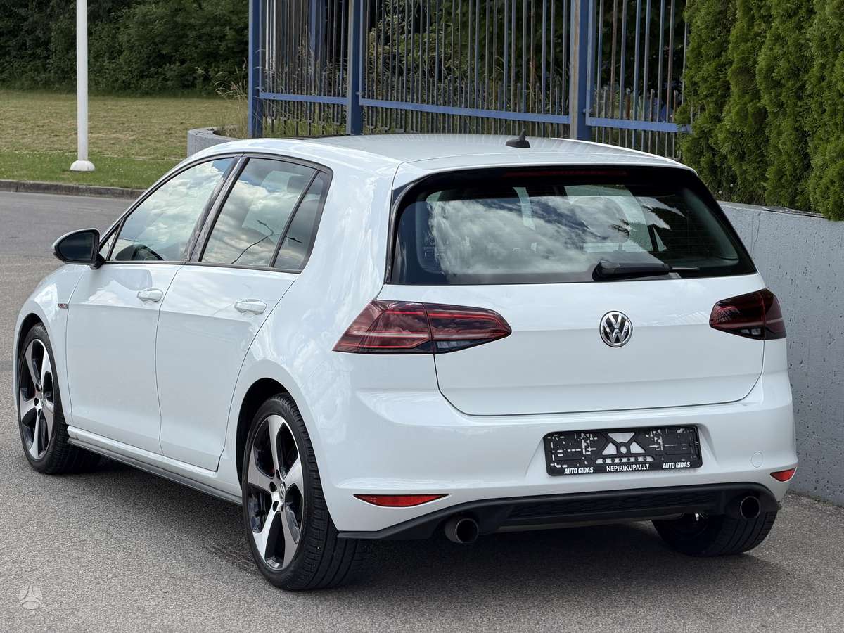 Volkswagen Golf, 2.0 l., Хэтчбек