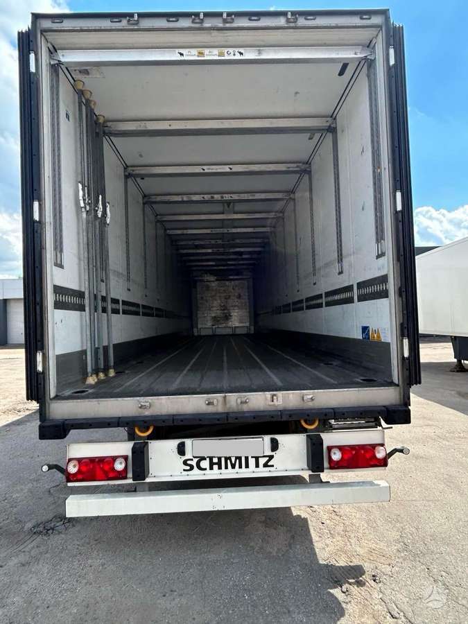 Schmitz SKO24, refrižerātori