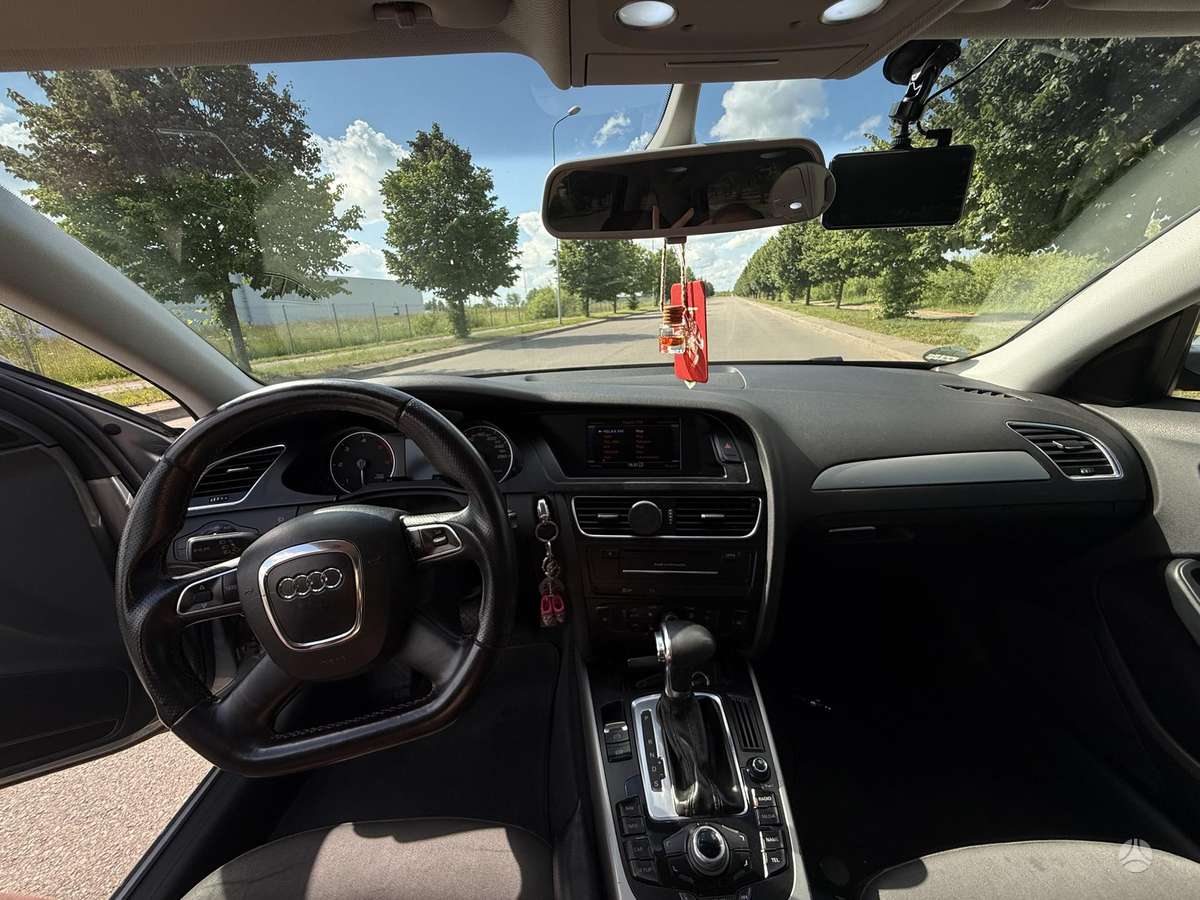 Audi A4, 2.7 l., Универсал