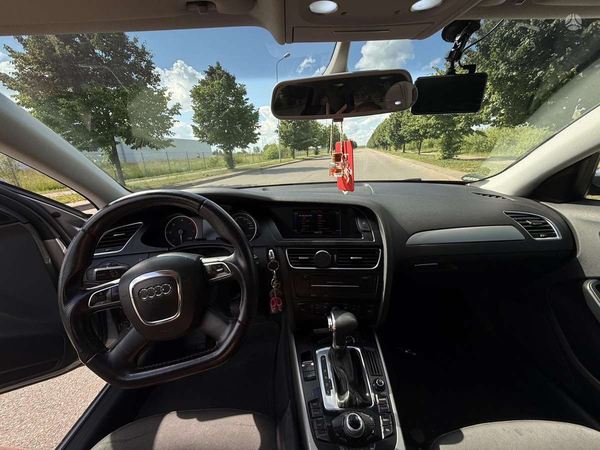 Audi A4, 2.7 l., universalas