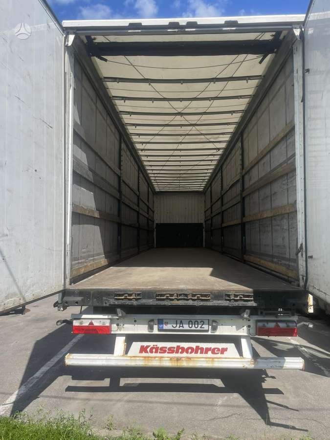Kässbohrer, curtain / tarpaulin