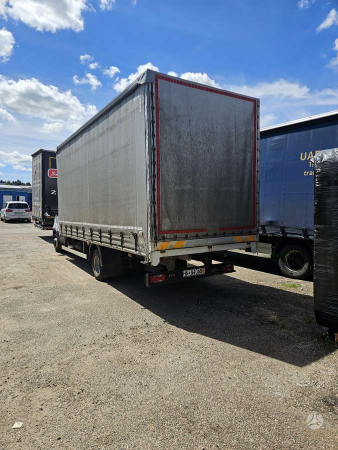 Iveco Daily, dropside with curtains