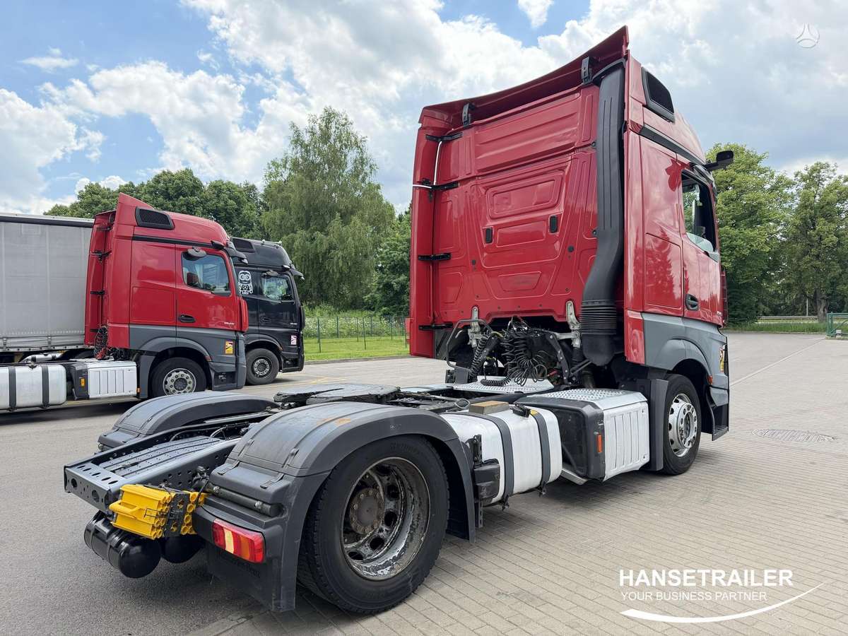 Mercedes-Benz Actros 1845 MEGA, double sleeper