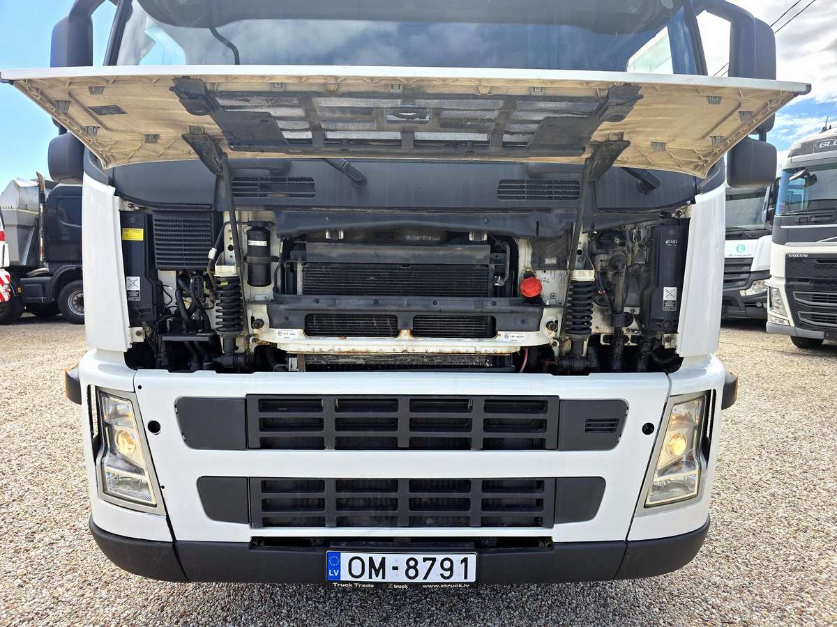 Volvo FM360, фургоны-боксы