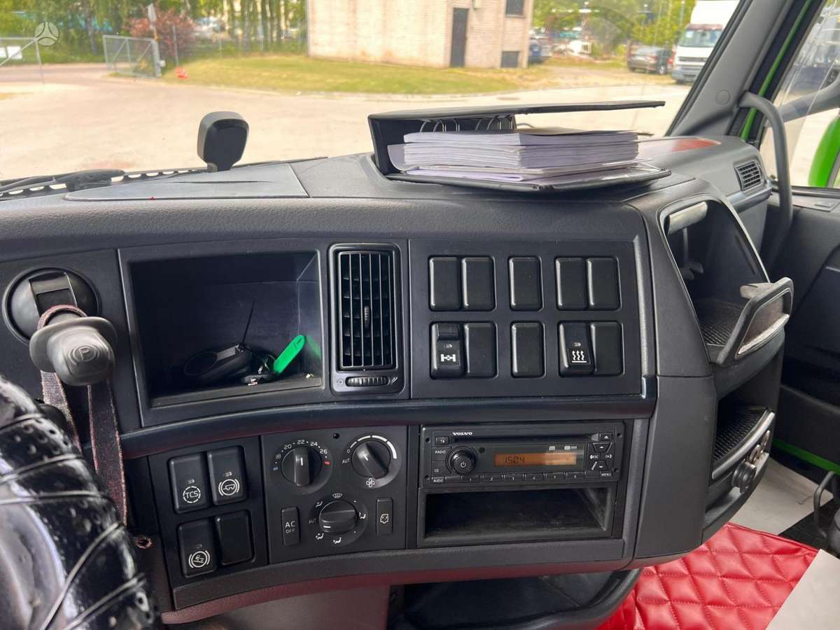 Volvo FH 460, double sleeper