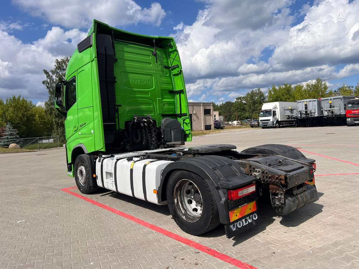 Volvo FH 460, double sleeper