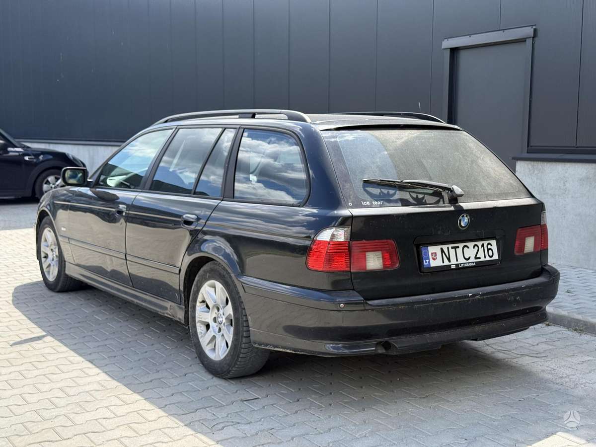 BMW 525, 2.5 l., wagon