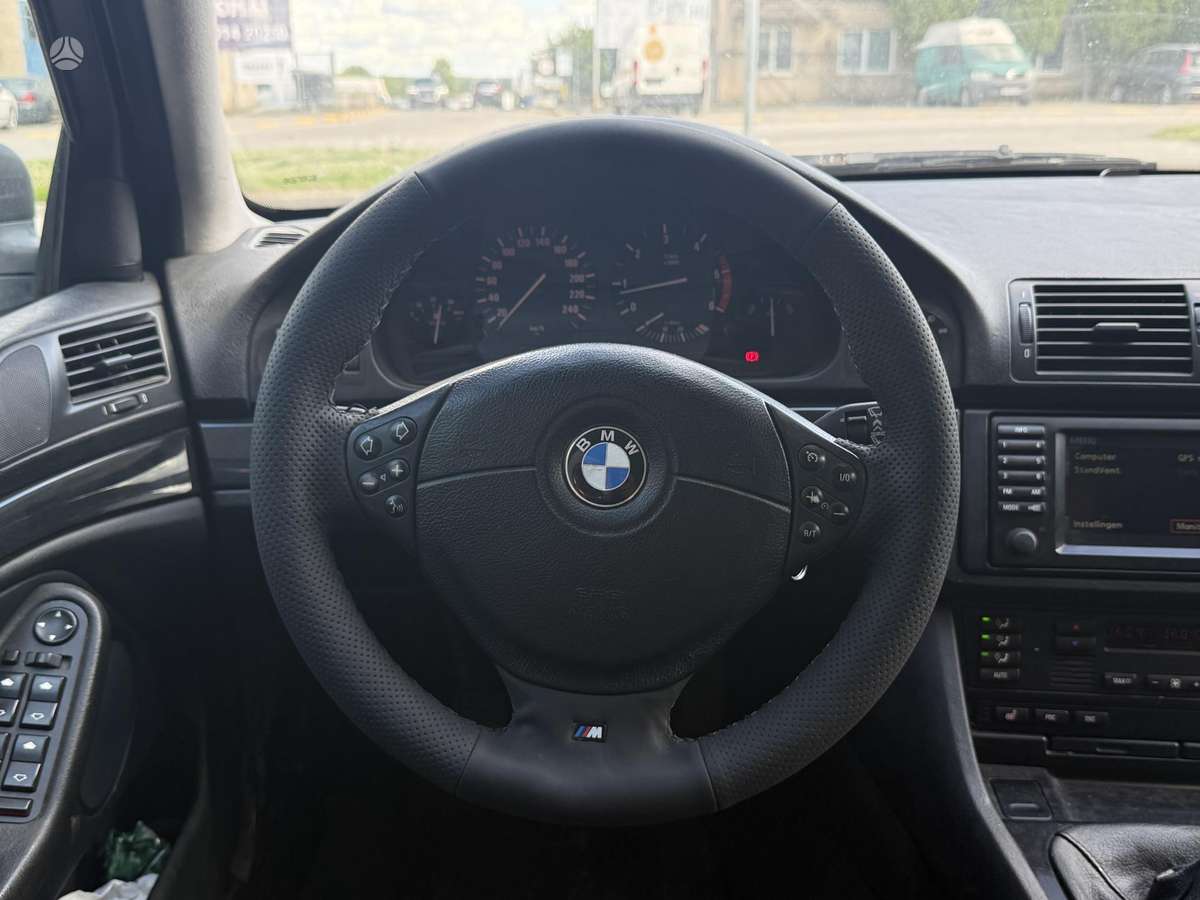 BMW 525, 2.5 l., wagon