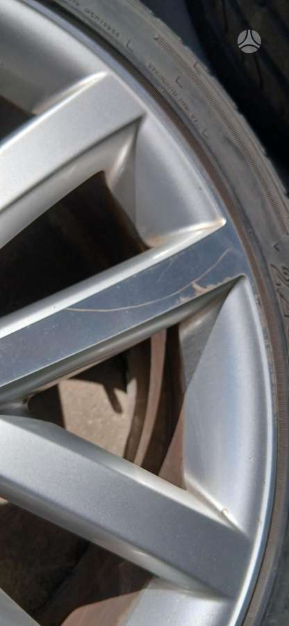 Volkswagen, light alloy, R18