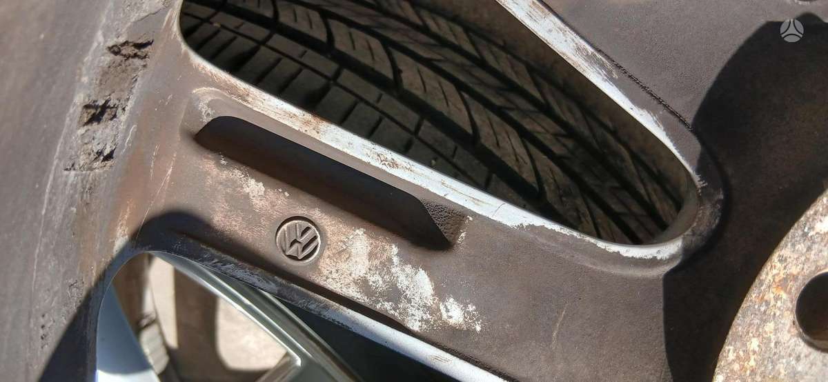Volkswagen, light alloy, R18