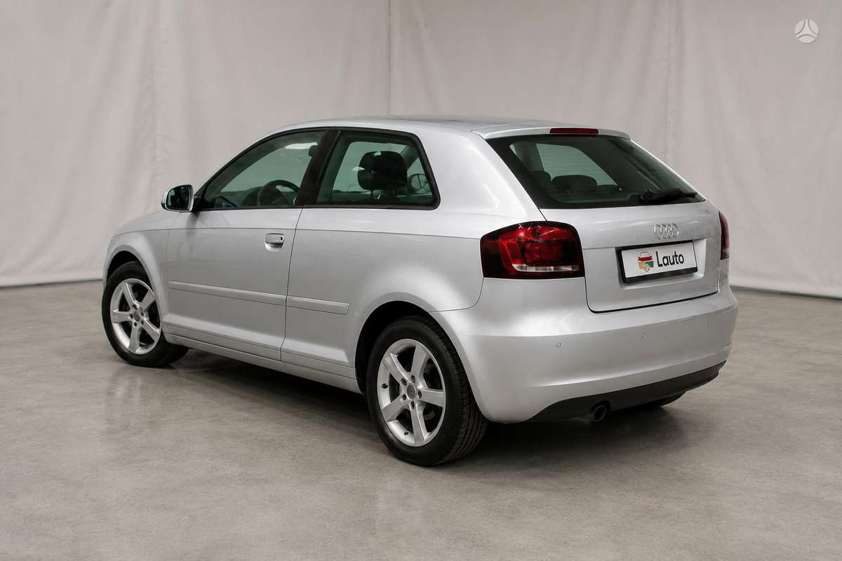 Audi A3, 1.6 l., hatchback