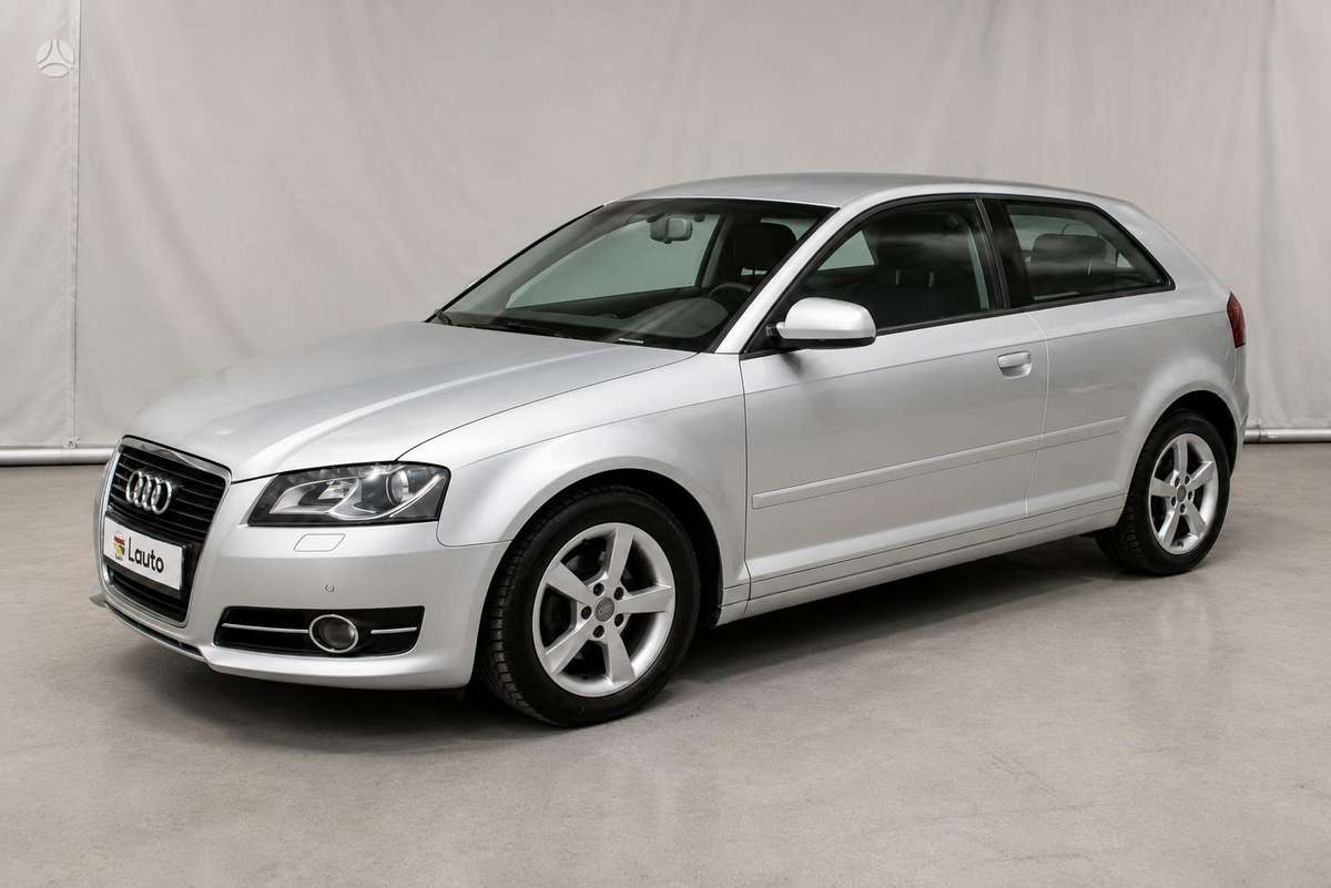 Audi A3, 1.6 l., hatchback