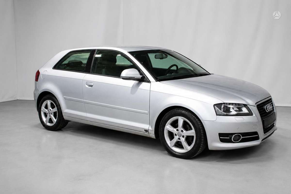 Audi A3, 1.6 l., Хэтчбек