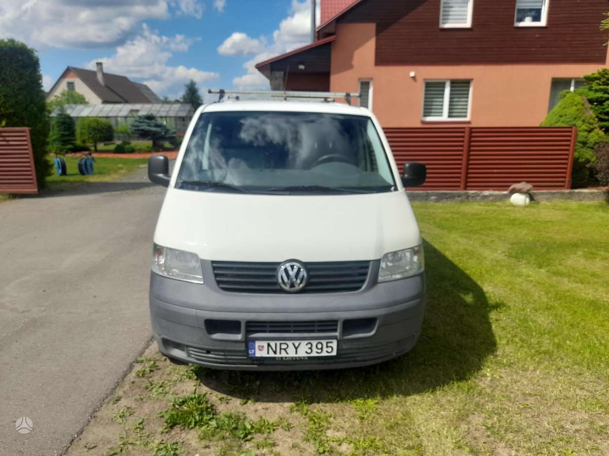 Volkswagen Transporter - 1