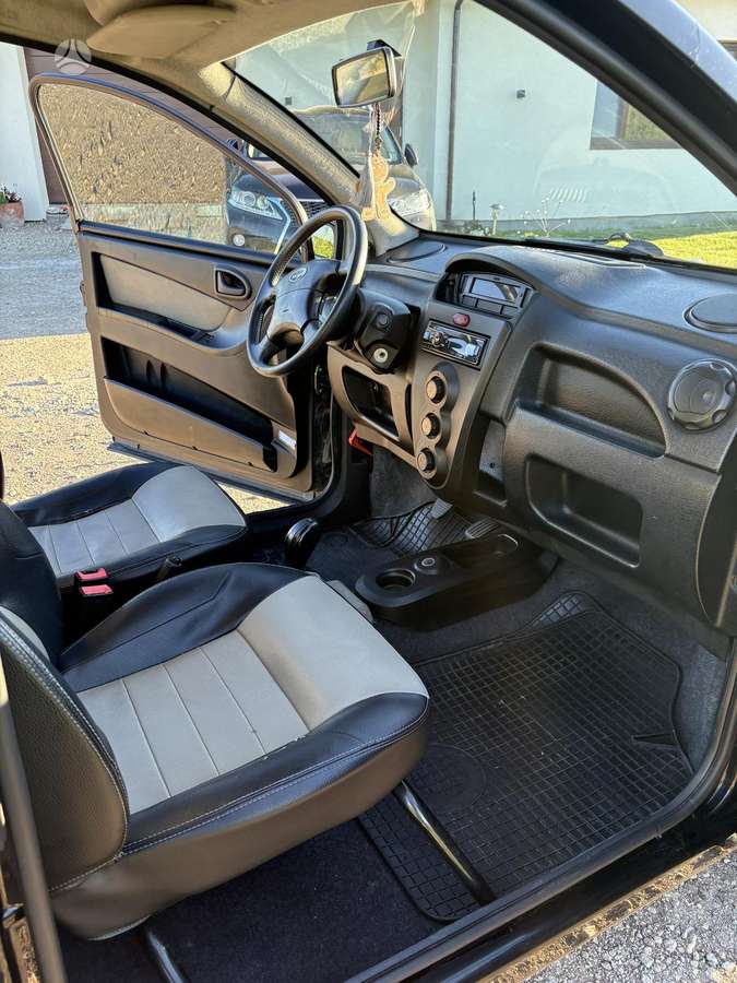 Microcar Mgo, 0.5 l., hatchback
