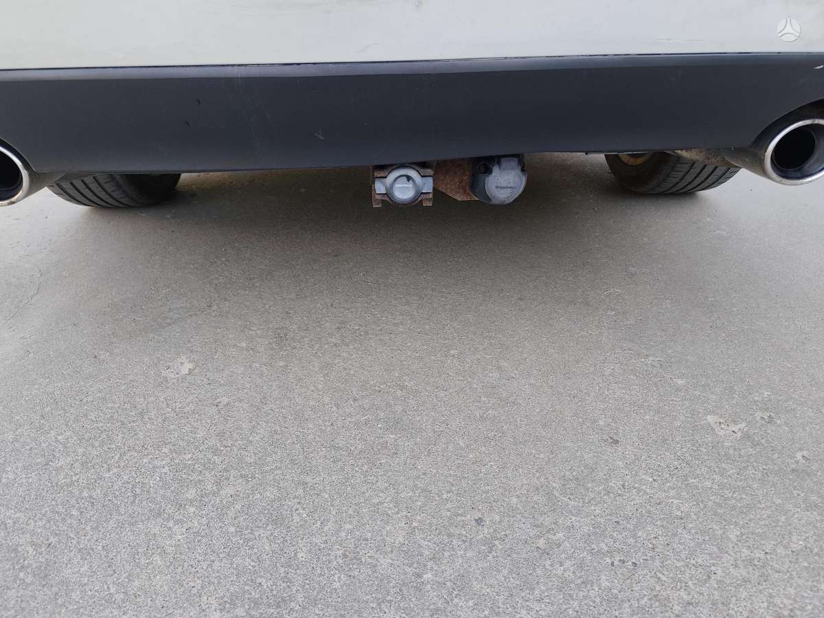 Renault Latitude, 3.0 l., Седан