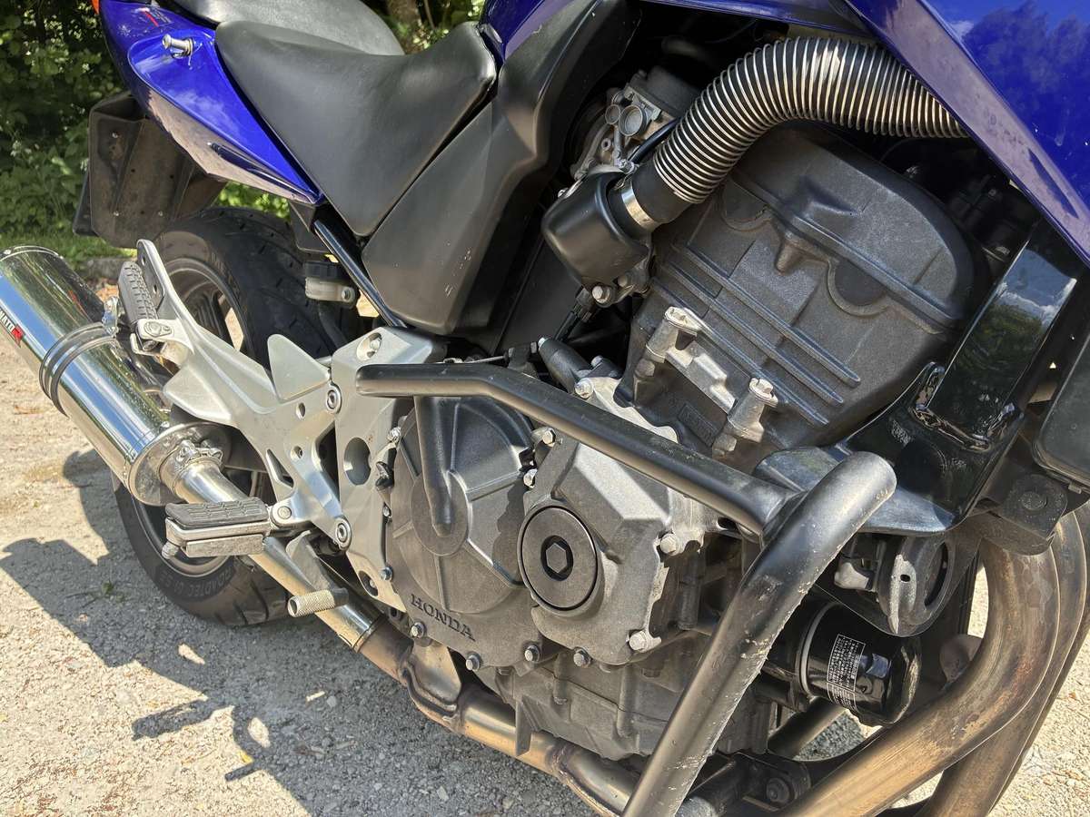 Honda CBF 600cc, street / классические