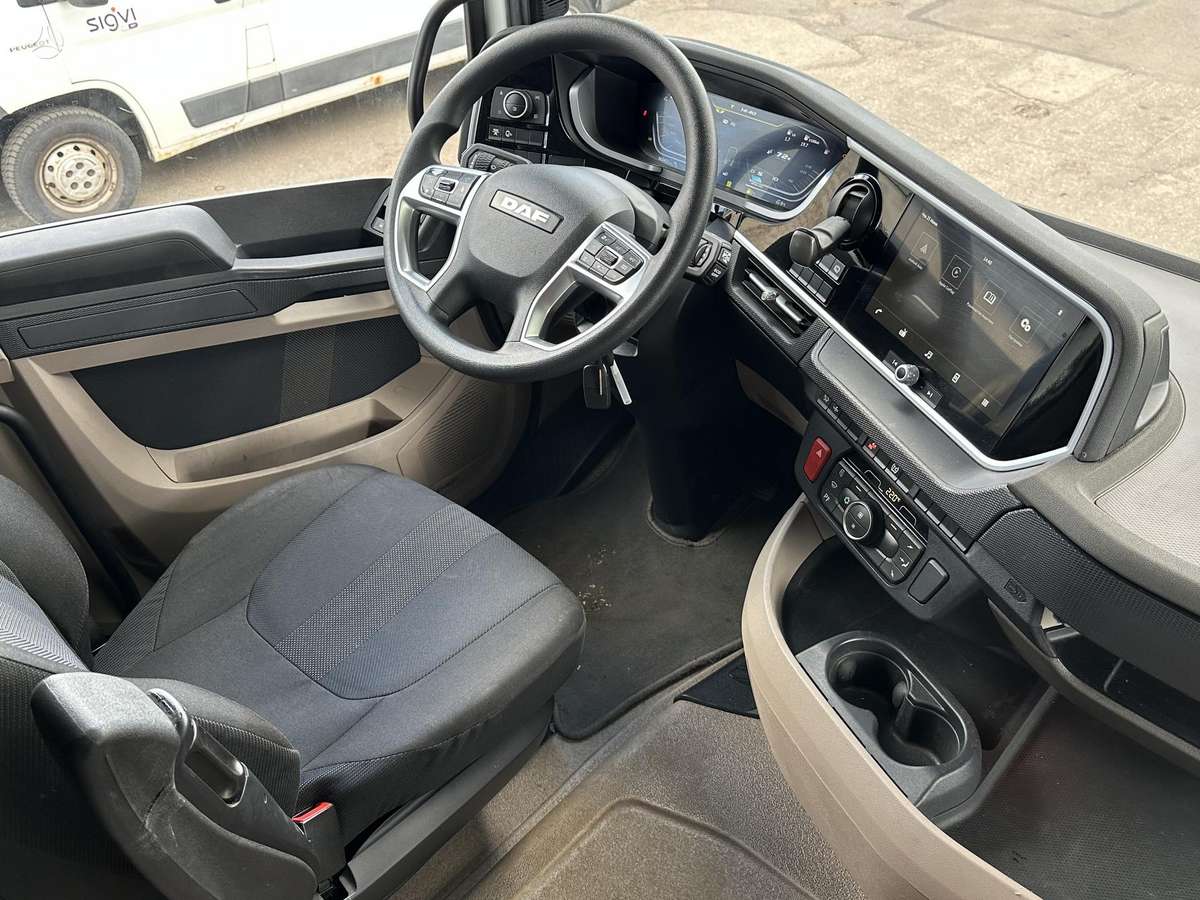 DAF XG 480 FT, 2 спальных места