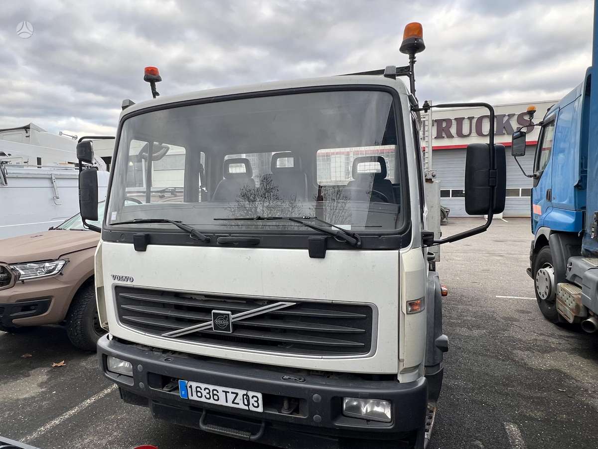 Volvo FL180, dumpers / tippers