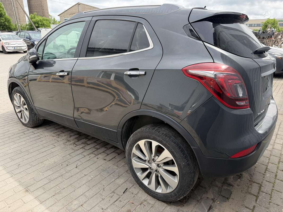 Buick Encore, 1.4 l., off-road / crossover