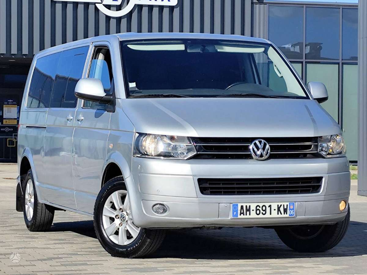 Volkswagen Caravelle - 1