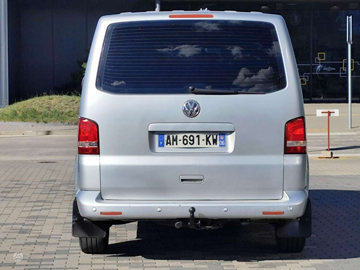 Volkswagen Caravelle - 6