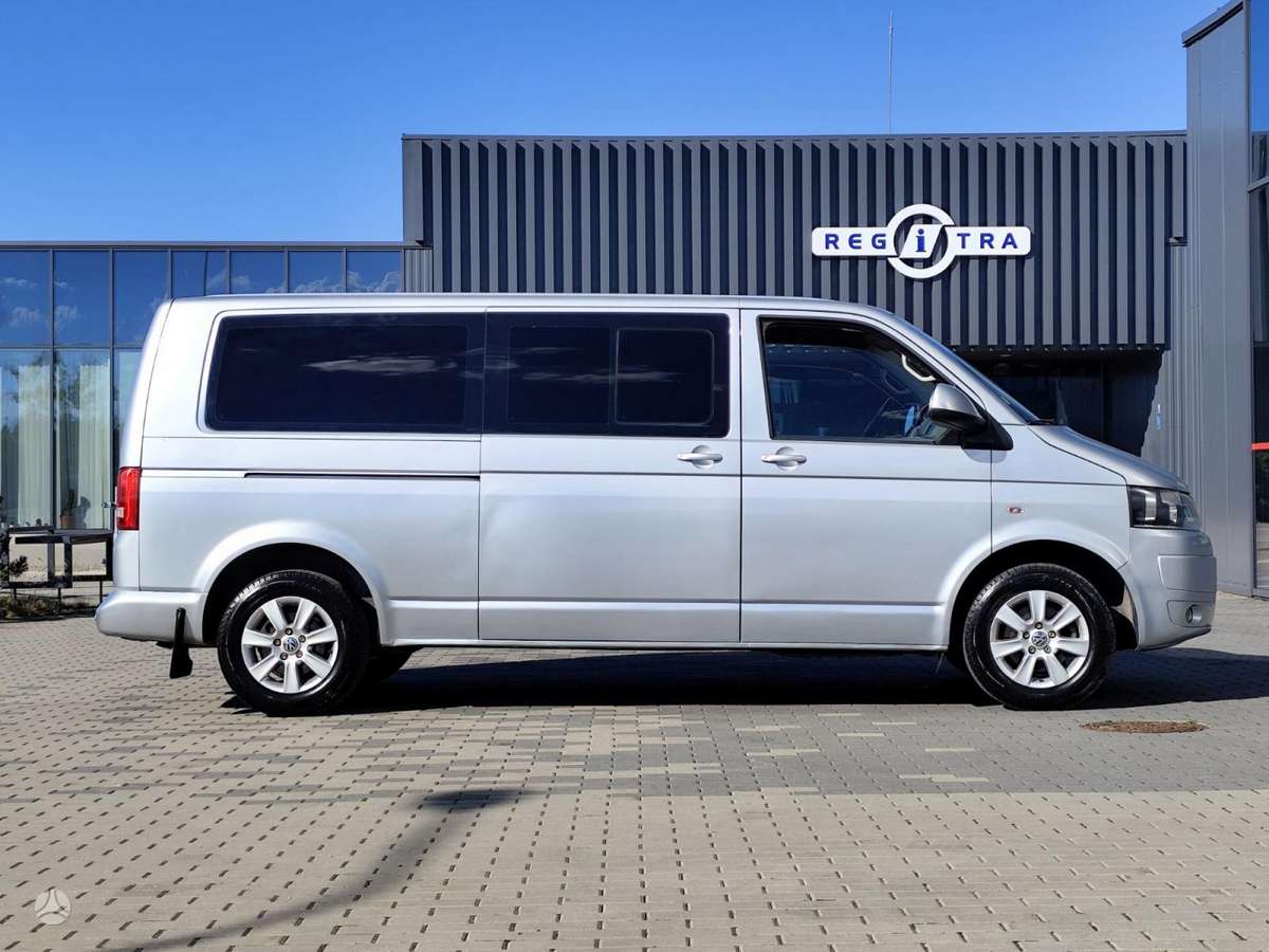Volkswagen Caravelle - 9