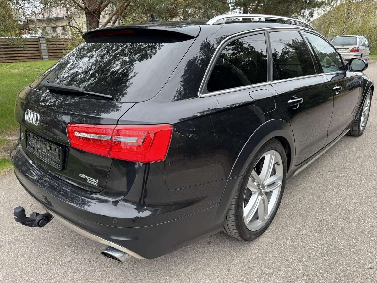 Audi A6 allroad, 3.0 l., Универсал