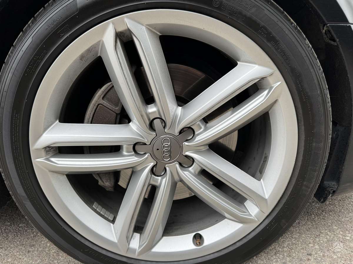 Audi A6 allroad, 3.0 l., Универсал