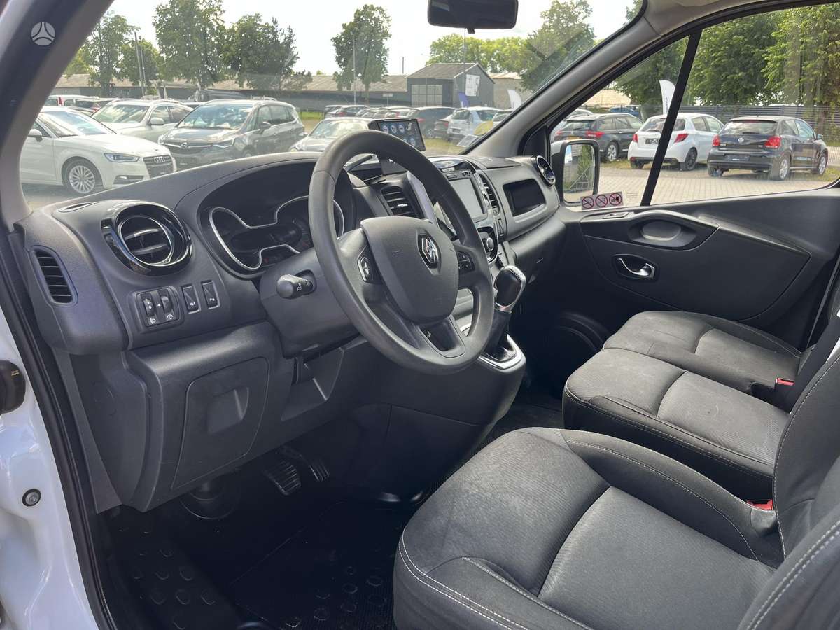 Renault Trafic, 2.0 l., Минивэн