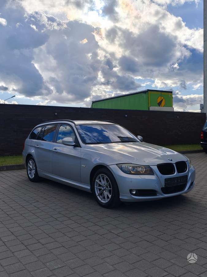 BMW 320, 2.0 l., universalas