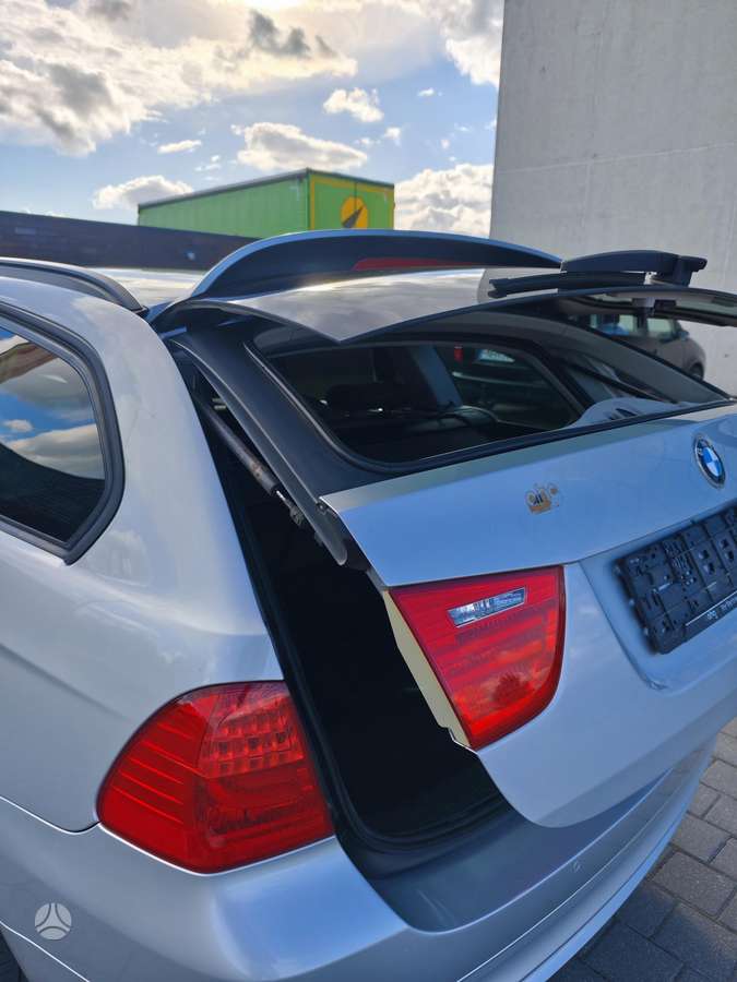 BMW 320, 2.0 l., wagon