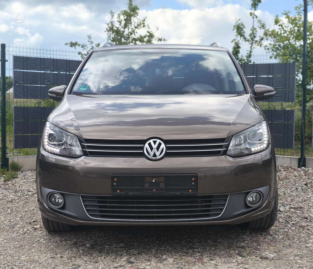 Volkswagen Touran - 4