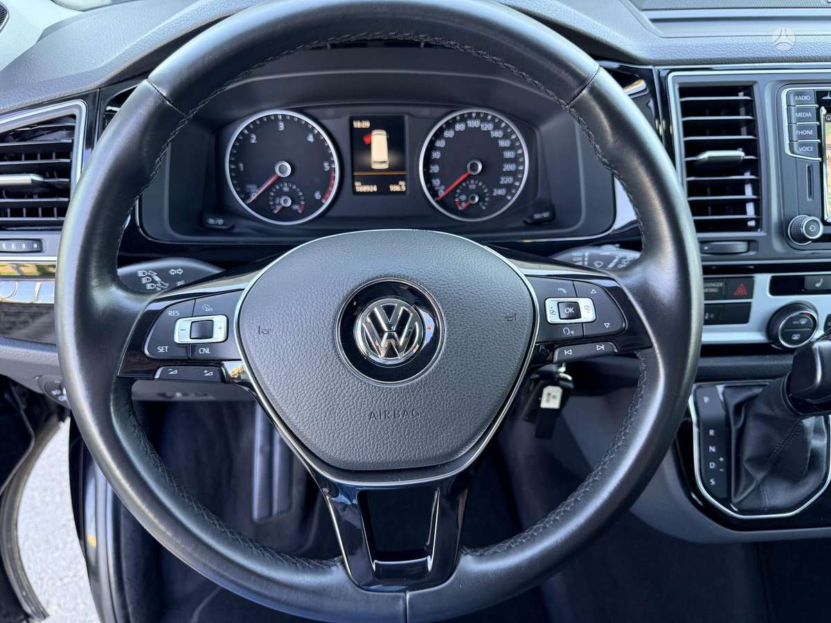 Volkswagen Multivan, 2.0 l., Минивэн