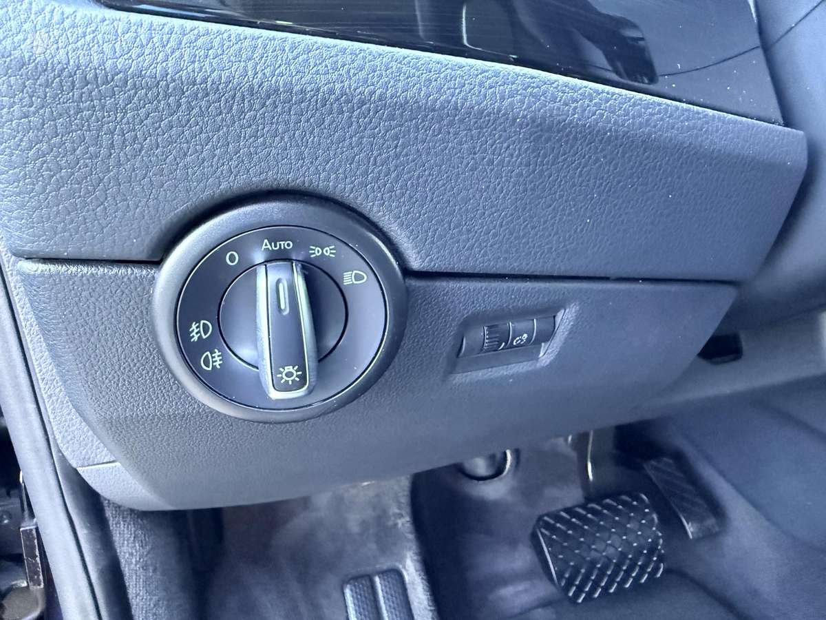 Volkswagen Multivan, 2.0 l., Минивэн