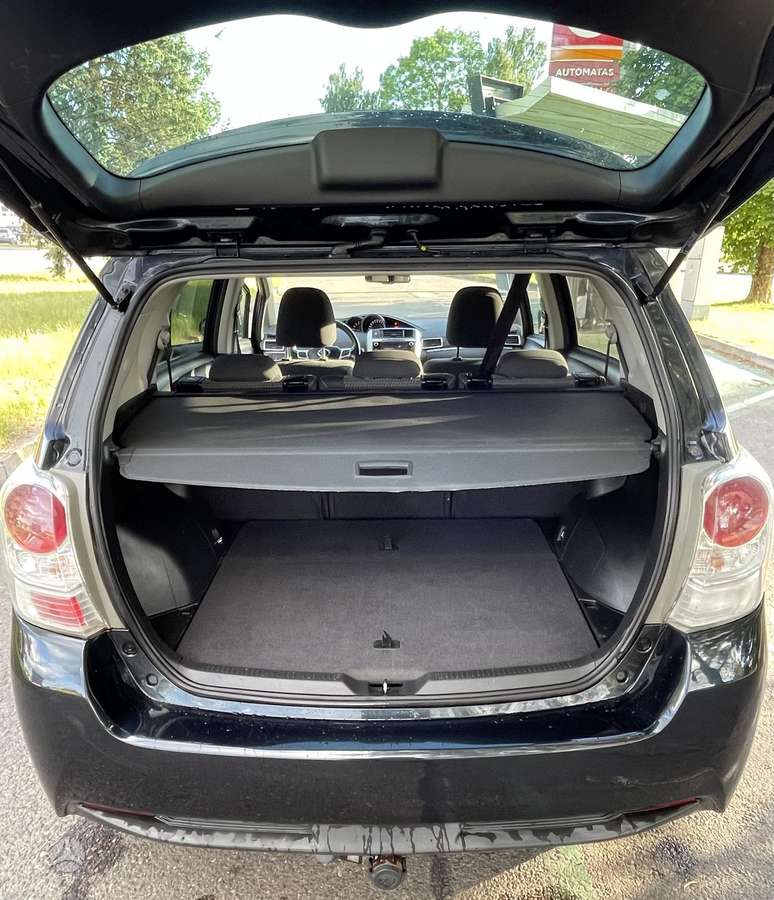 Toyota Verso - 5