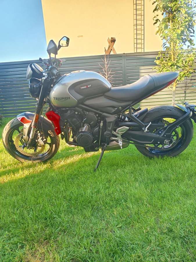 Triumph Trident 660cc, street / klasikiniai