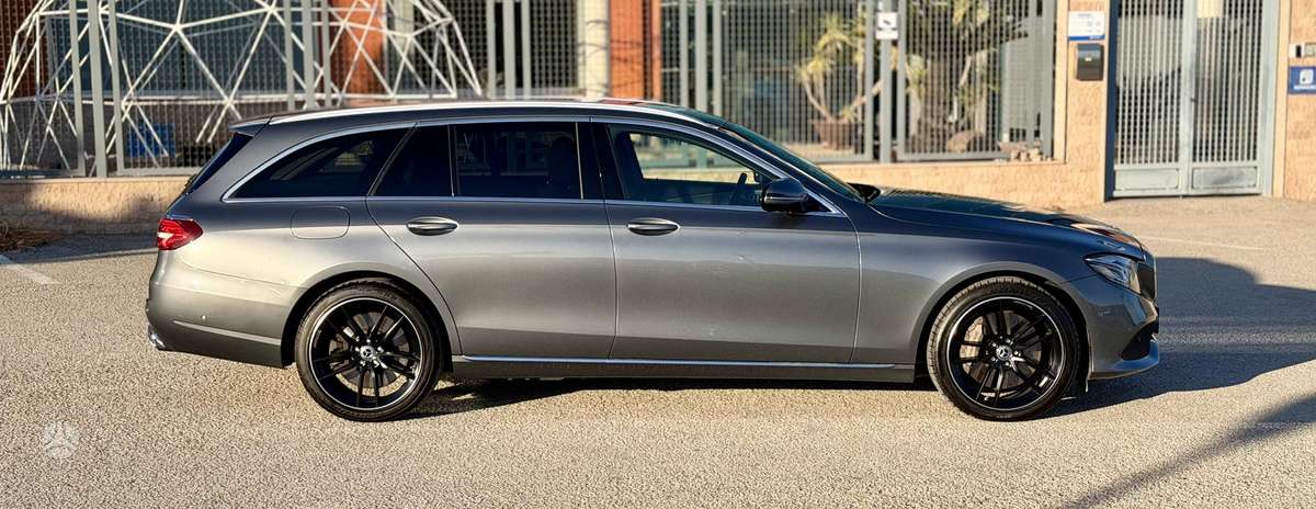 Mercedes-Benz E400, 3.5 l., Универсал