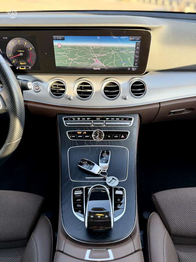 Mercedes-Benz E400, 3.5 l., Универсал