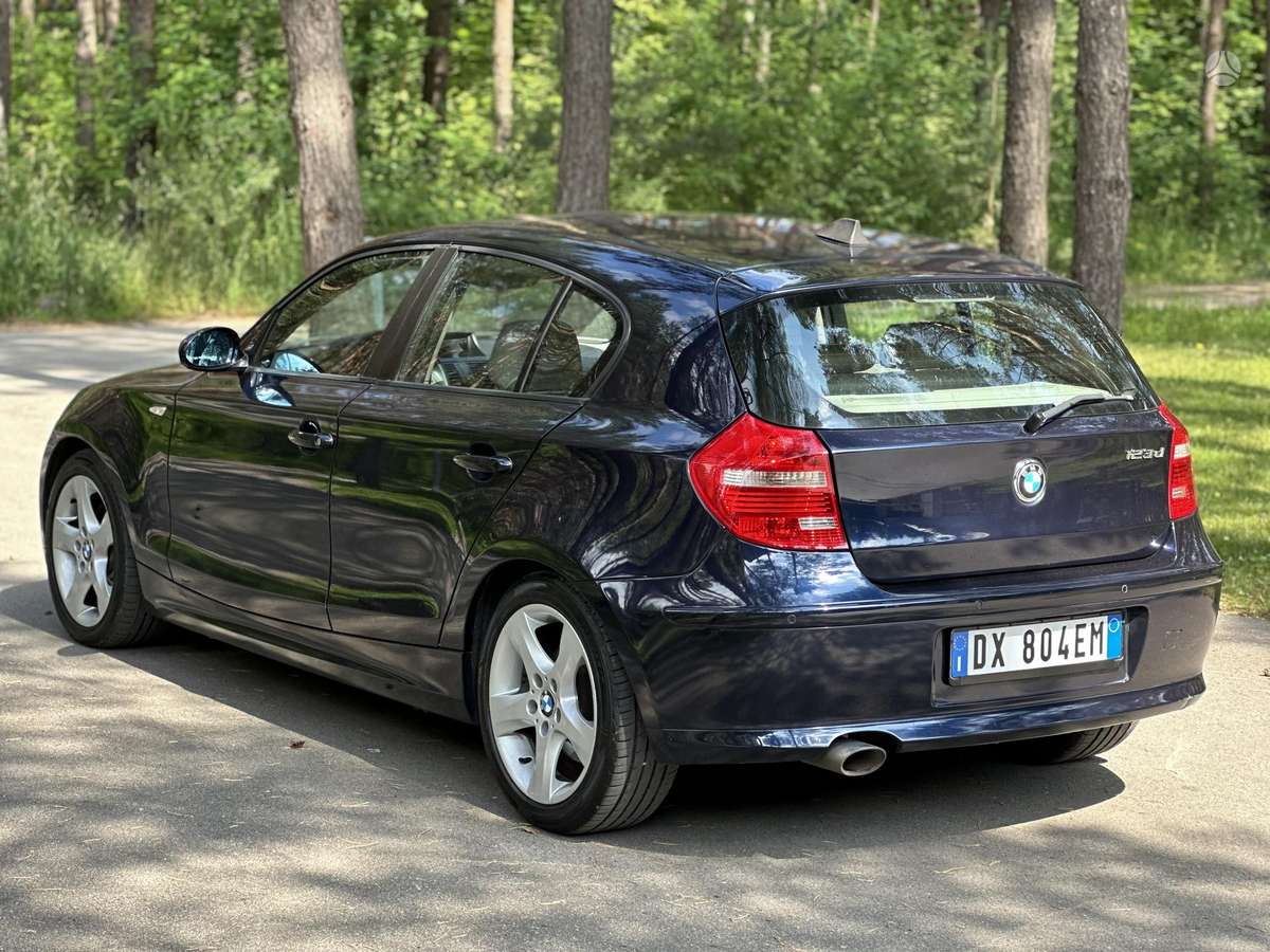 BMW 123, 2.0 l., hatchback