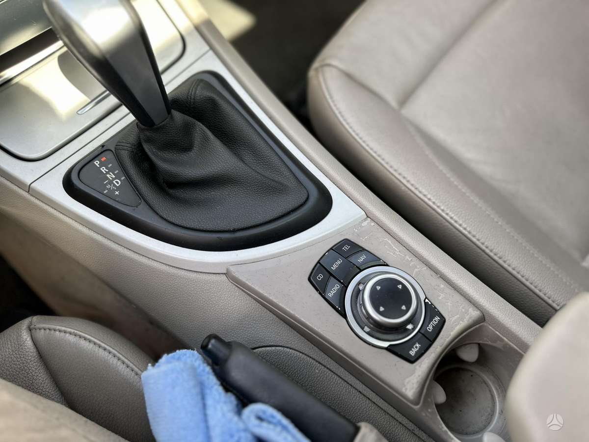 BMW 123, 2.0 l., hatchback