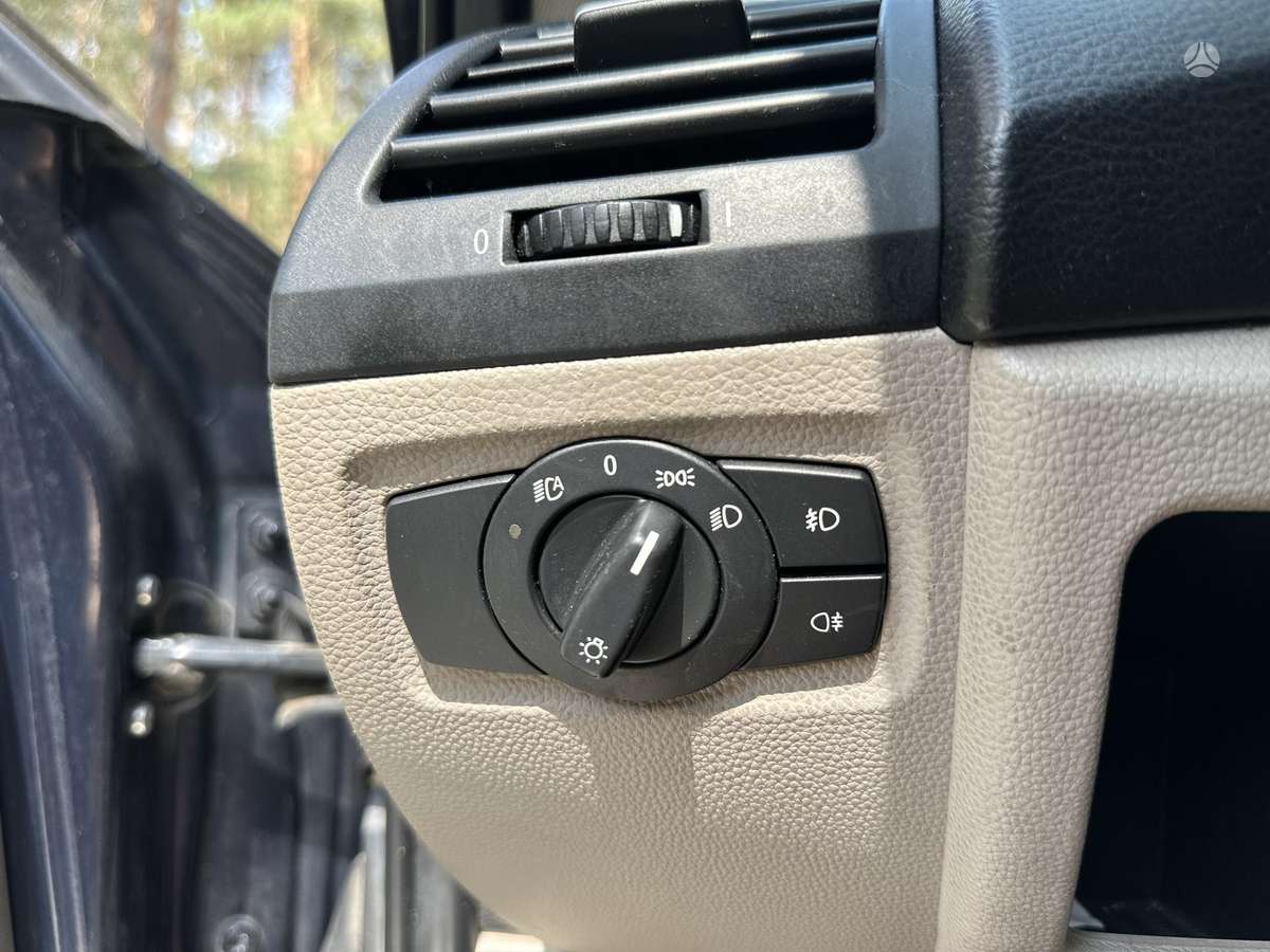 BMW 123, 2.0 l., hatchback