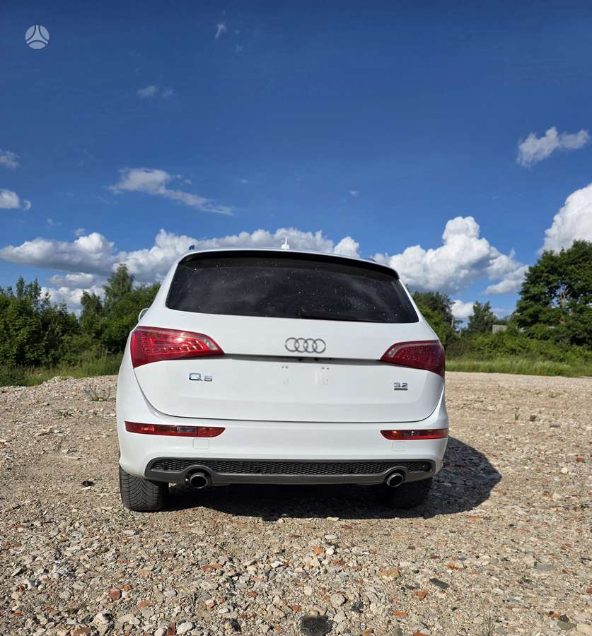 Audi Q5, 3.2 l., Внедорожник / Кроссовер
