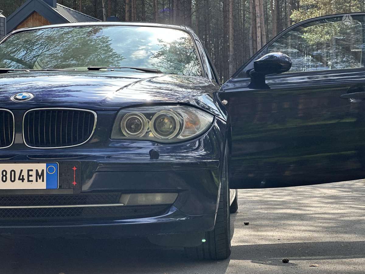 BMW 123, 2.0 l., hatchback
