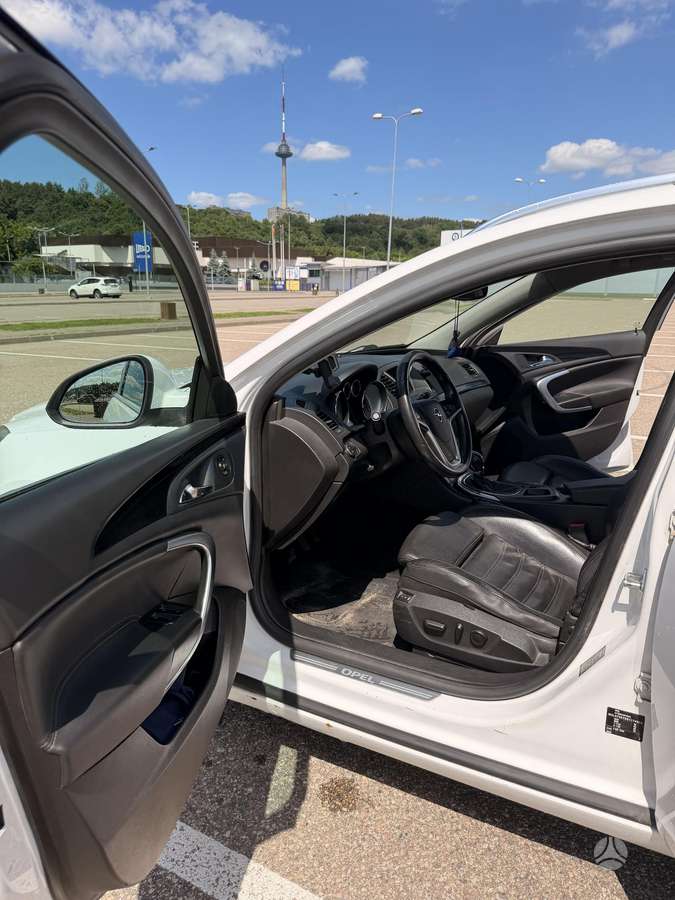 Opel Insignia, 2.0 l., Универсал