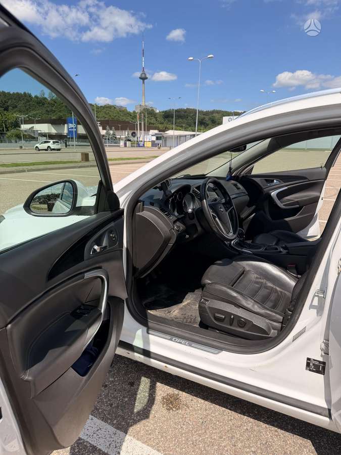 Opel Insignia, 2.0 l., wagon